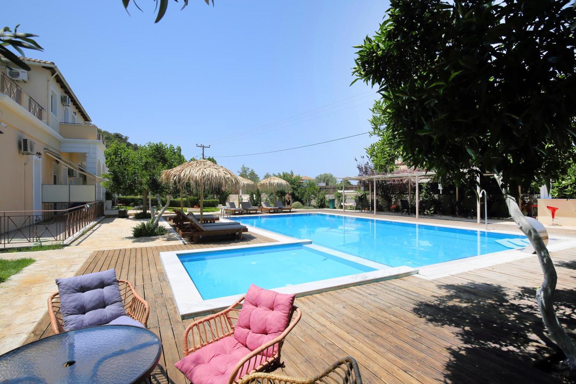 Apartments Avra Kalligoni Exterior photo